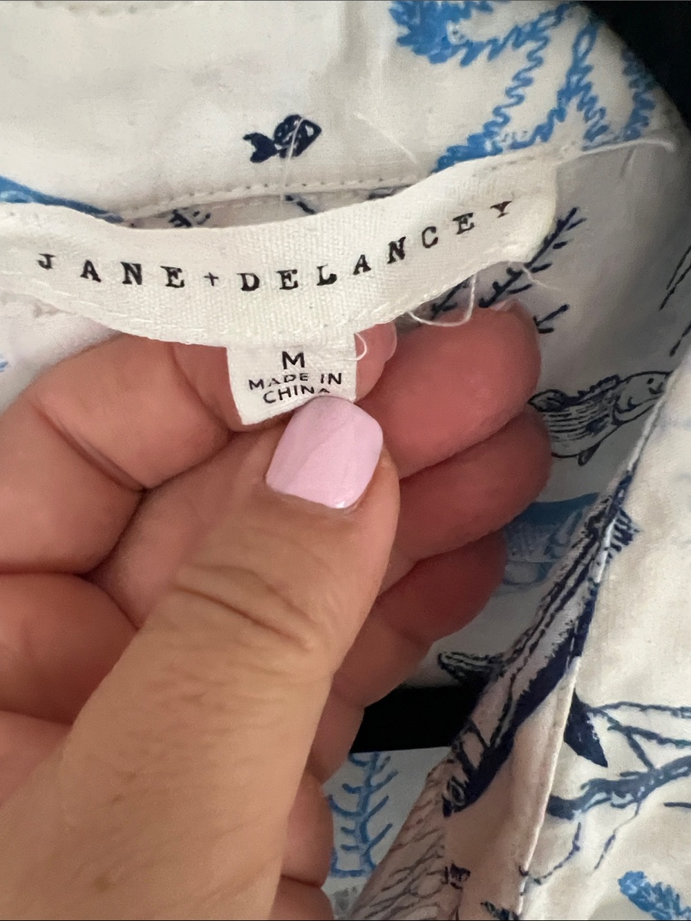 Jane and Delancey White Button-Down Rayon Shirt with Blue Sea-life/Marine Print - Picture 2 of 5